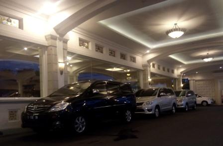 Sewa Rental Mobil Solo Jogja Bali